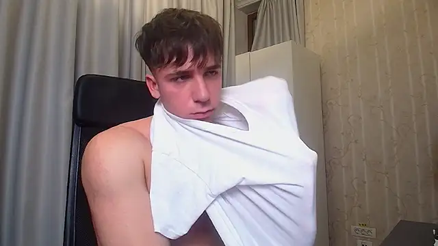 Živý XXX chat KellenWest