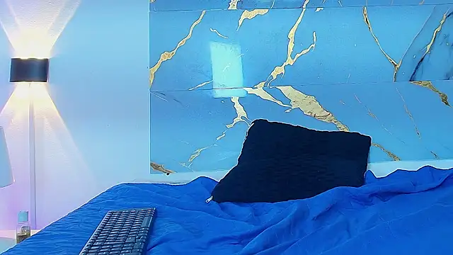 Latinblack_98 Adlı Modelin Canlı XXX Sohbeti