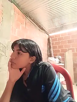 triana-hot18 Live XXX-chat