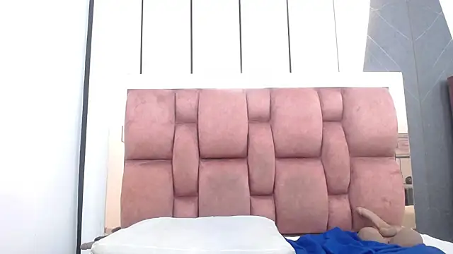 arianna_pearl: онлайн-секс-чат