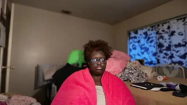 -Yagurlwest – Live XXX-chat