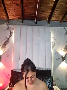 ZaraKnox élő XXX-chatje