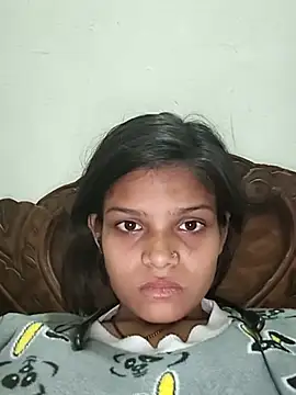 Komal0099 élő XXX-chatje