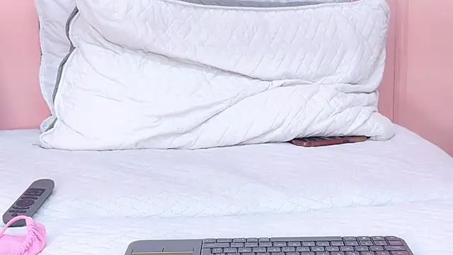 MaddieTease – Naživo XXX chat