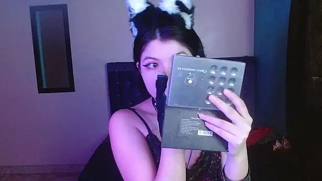 Ginebra_Sensual – Naživo XXX chat