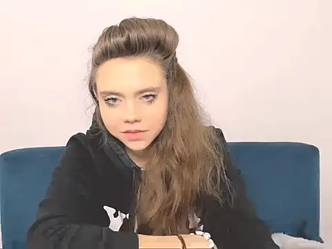 AmazingLilly Chat XXX in diretta