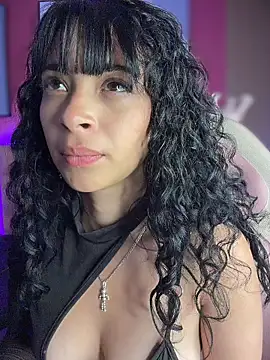 Sasha-18 live XXX chat