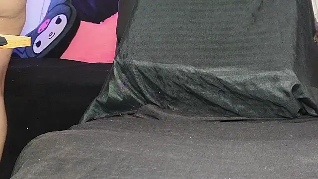 Chat +18 de chirlleyy ao vivo