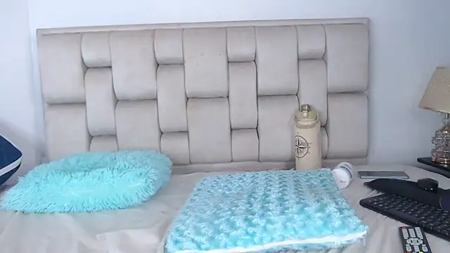 Chat +18 de Ambar-Collins69 ao vivo