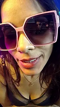 Ivy_the_goddess webcam show