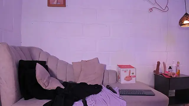 rosse_dl Chat XXX live