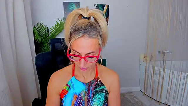 Онлайн чат XXX MuseOfStage