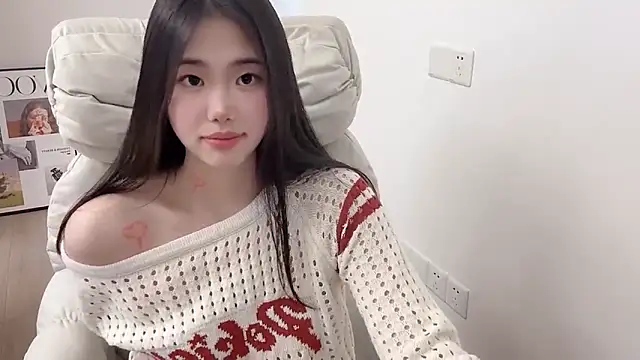 Chat XXX en directo de suki-1