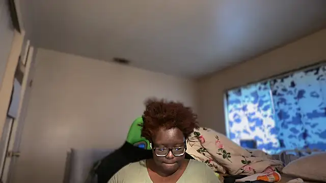 Онлайн чат XXX -Yagurlwest