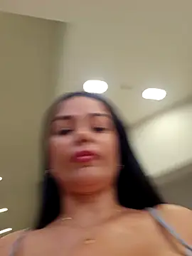 Chatroom XXX en direct de CataleyaRusso