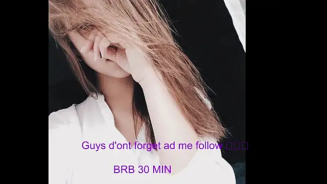 _JustmeHere_ Live XXX-chat