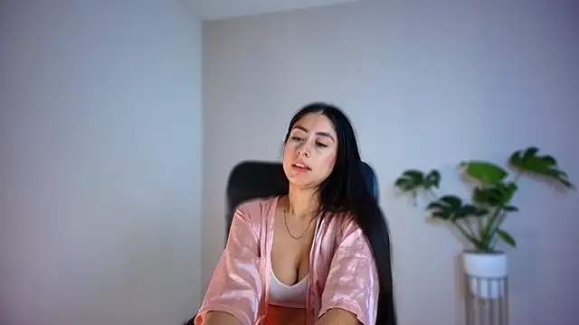 auroracaruso11's Live XXX Chat