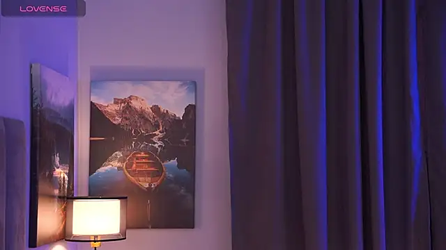 Tella_dream's Live XXX Chat