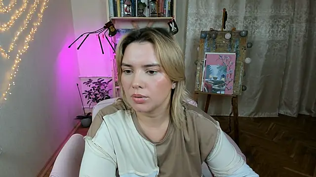 Онлайн чат XXX BrightDani