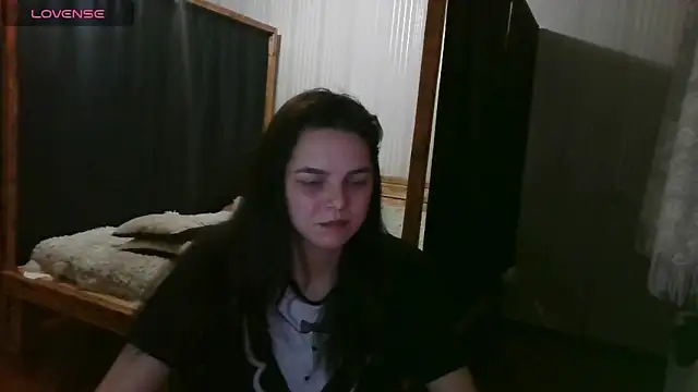 EthelsLover Adlı Modelin Canlı XXX Sohbeti