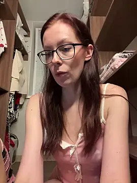 RussianGirls_ 即時 XXX 聊天