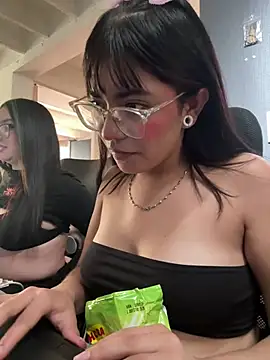 AngieRousse_ 现场XXX聊天