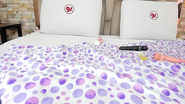 kendall_grace élő XXX-chatje