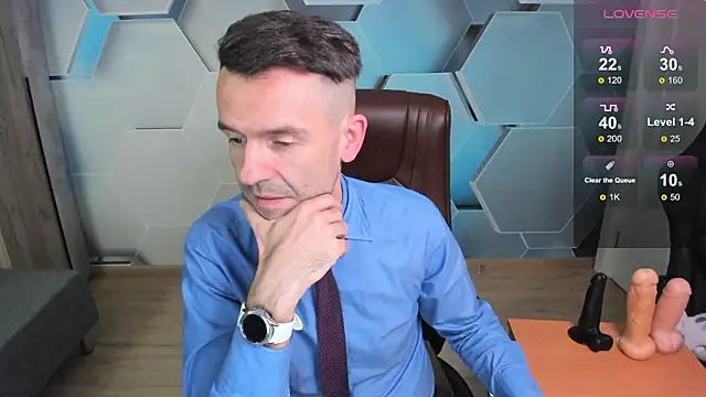 SteveTigerのライブXXXチャット