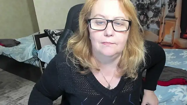 Frau_Marta Chat XXX live