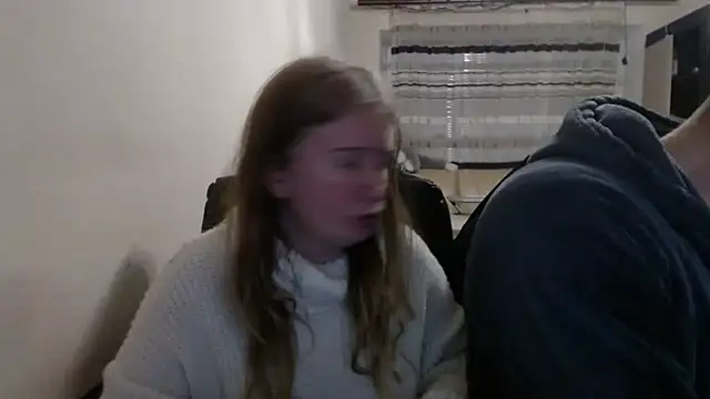 PeterAndJen's Webcam Show