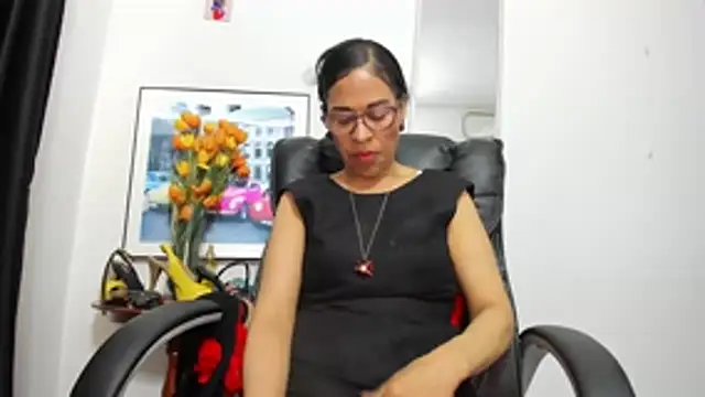 Aries_Mature Chat XXX in diretta