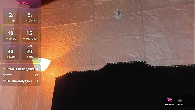 XXX chat uživo modela JennyRouse01