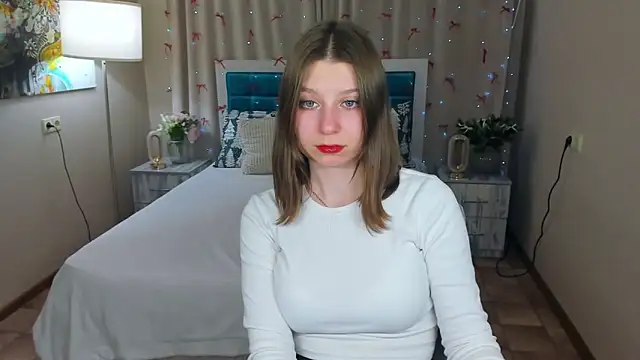 RinaMoore 现场XXX聊天