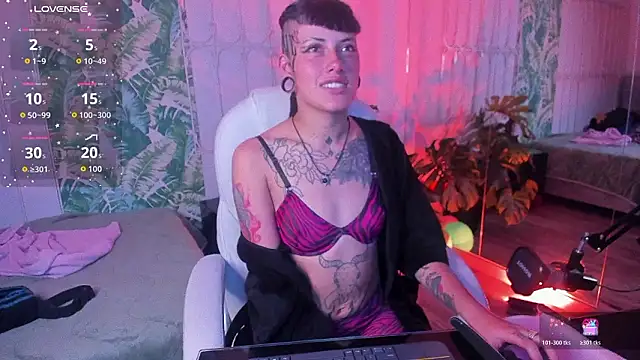 _sharlotte777 现场XXX聊天