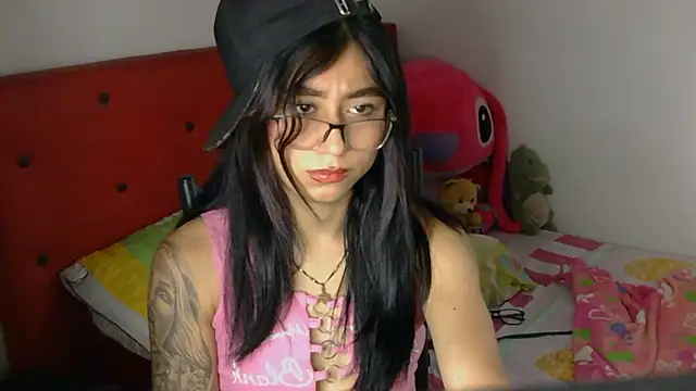 Camila_TransGirl: διαδικτυακό σόου στην κάμερα