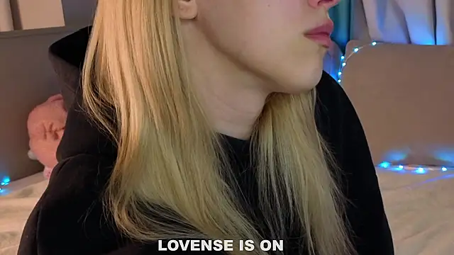 AngelicRice 即時 XXX 聊天