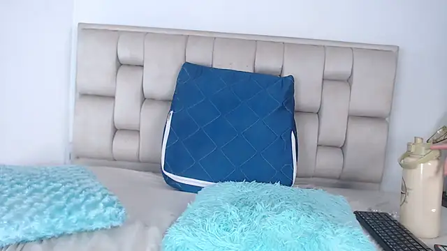 Chat +18 de Ambar-Collins69 ao vivo