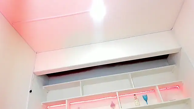 Samantha_Martiness Chat XXX live