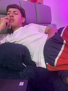 NaytonFreeman Chat XXX in diretta