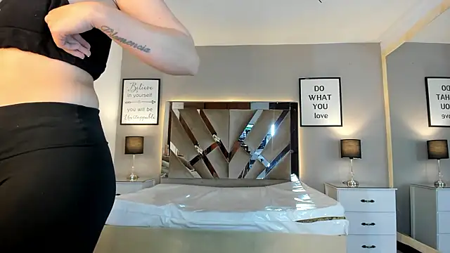 cellestehot – Naživo XXX chat