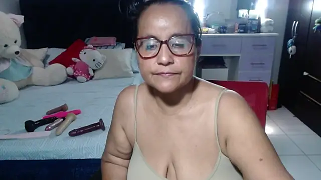 Chat XXX en directo de pervert_mommy_