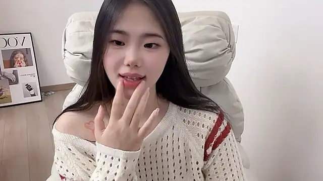 XXX chat uživo modela suki-1