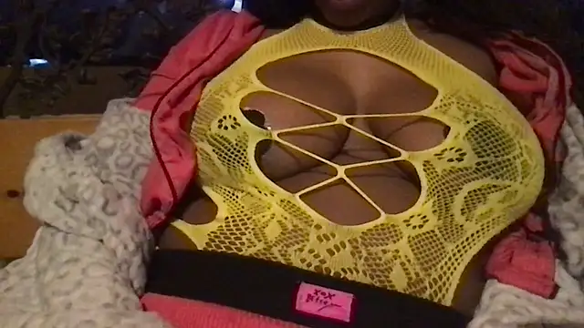 Amaya42: вебкам-шоу