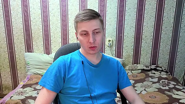 darienlarge: онлайн-секс-чат