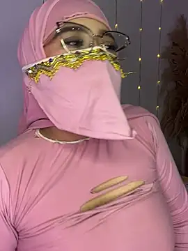 Maisa_issa Adlı Modelin Canlı XXX Sohbeti