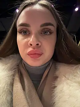 Chatroom XXX en direct de KristiRich