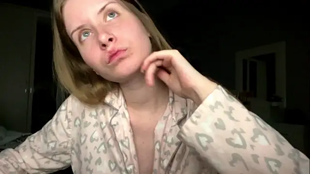 XXX chat uživo modela Iuckystar19