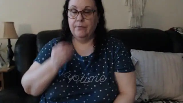 Juicy_Julie469's Live XXX Chat