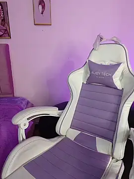 Chatroom XXX en direct de paulina_coxx