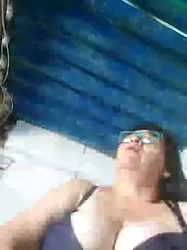 clarita_01 Show Webcam